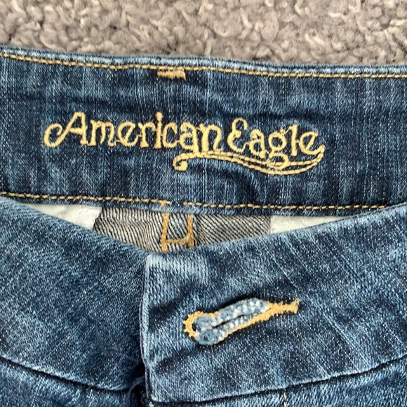 Shorts - Picture 3 of 3